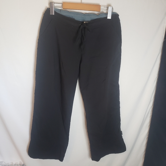 Prana pants light weight size medium capri length - Picture 1 of 7